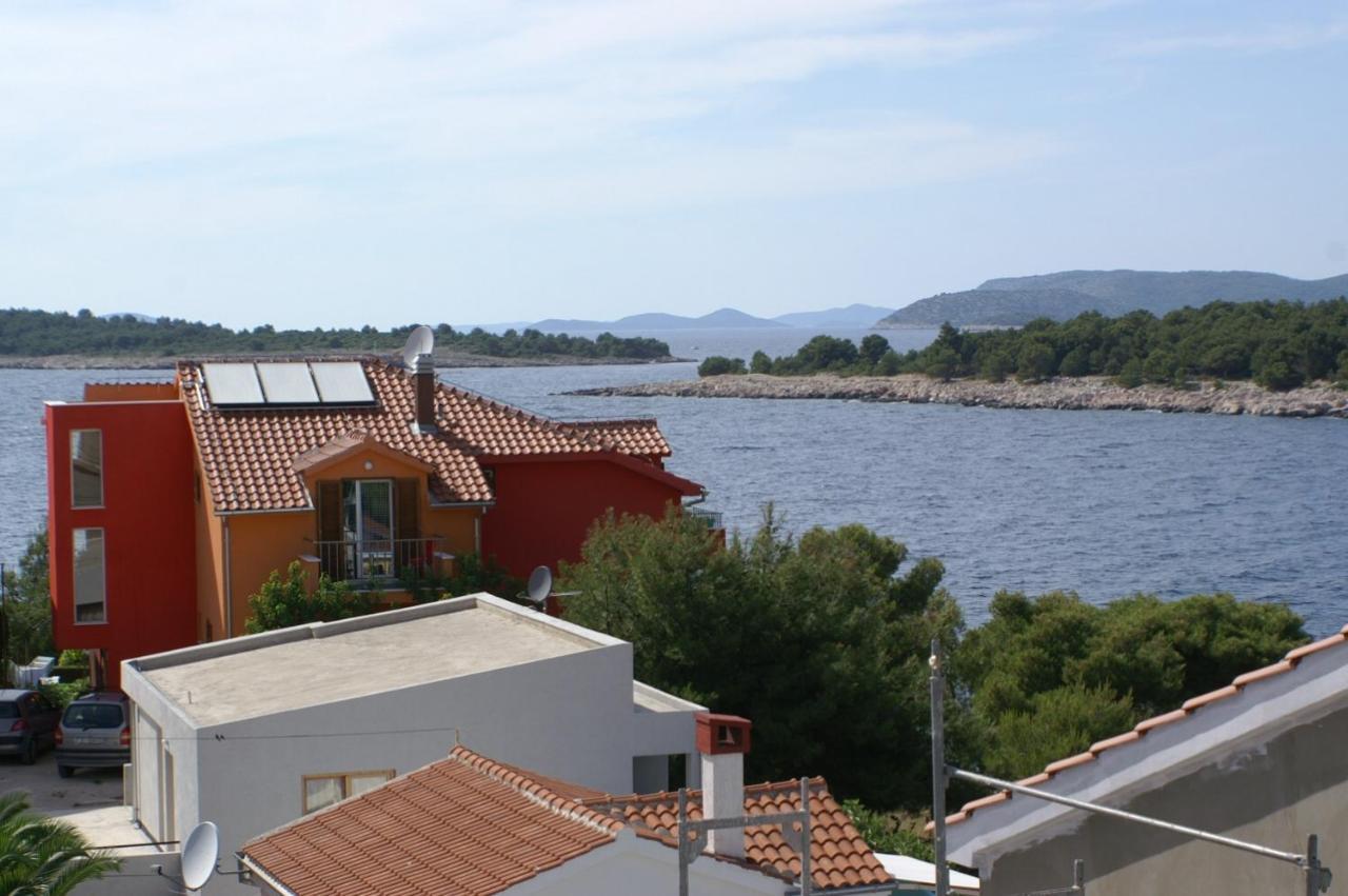 Apartments By The Sea Bilo, Primosten - 4191 Dış mekan fotoğraf